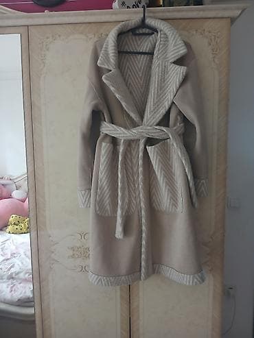 Women's Footwear: Ženski kaput sa vezivanjem u struku placen 18 000 din - Model: ravna — 4