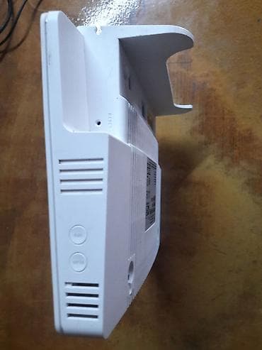 Desktop računari i radne stanice: Huawei EchoLife HG8245Q2 Wireles Ruter modem za opticki internet — 4