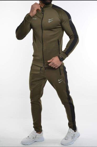 Veličine S 
Cena 4490 din