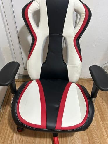 krevetskis d g: Gejming/radna stolica – sportski dizajn - Model sa visokim naslonom u — 1