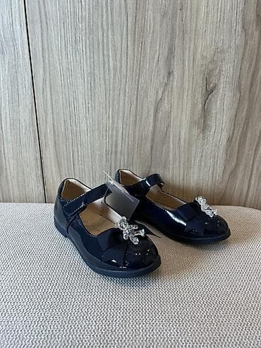 kragujevac obuca: Dečije lakovane cipelice – tamnoplave, sa kaišićem na čičak. - — 6