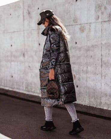 crni bademantil: Crna S L XL Krem XL. 
6500 — 4