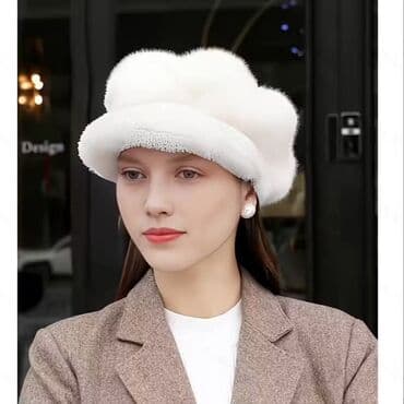 tech fleece l: Cena 1300 din — 3