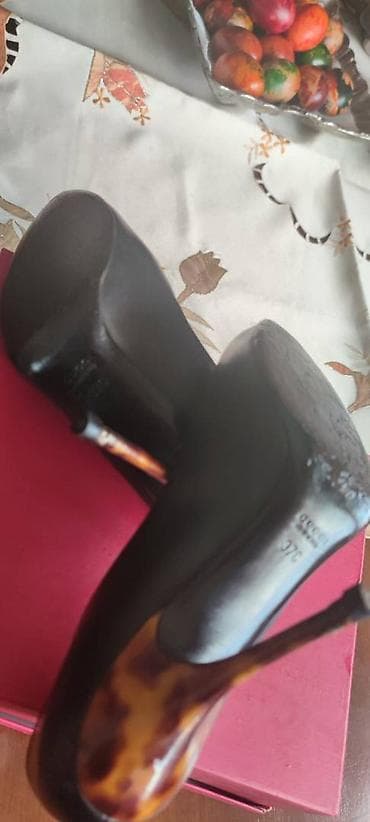 mali ranac: GUCCI . cipele. Prelepe-Gucci cipele kozne spolja i — 5