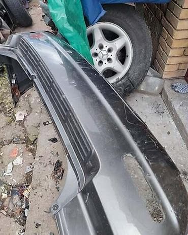 Vozila: BRANIK ZA KIA SORENTO | Kia Sorento zadnji branik Ima te 2 naprsline — 1