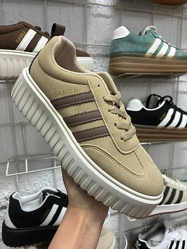 nepropusne patike: Samba
36-41 
3300 din — 2