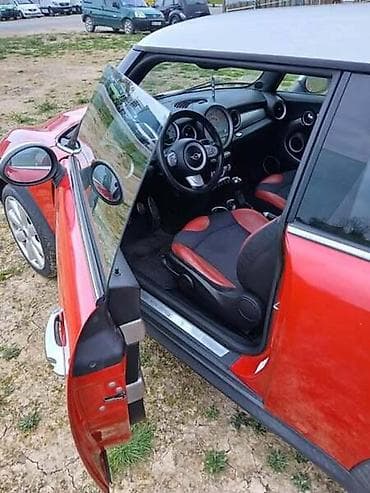 mini moris crveni: DELOVI ZA MINI COOPER S 2008. GOD. | MINI COOPER S R56 Polovni — 1