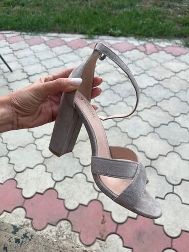 zara m: Sandals, Alex, 37 — 2