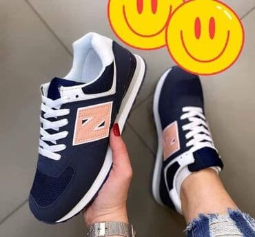 leon drvene klompe cena: Cena 2900 din
36-41 — 7