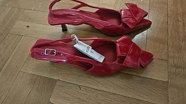 Stradivarius crvene salonke/sandale sa otvorenom petom - Model