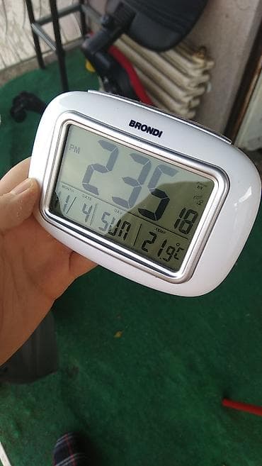 dozer za deterdzent: Brondi digitalni sat Ima radio controled vreme bez potrebe da ga sami — 2