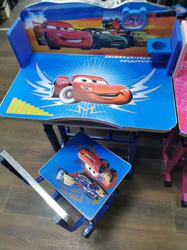 nameštaj za decu: Dostupni kompleti velikih stolova i stolica Za decu do 8 godina — 1