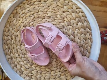 obuca na veliko: Sandale, Veličina - 22 — 2