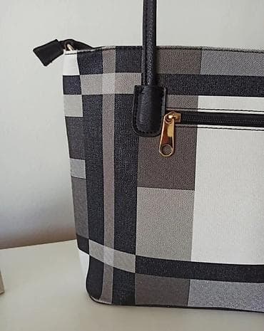tn sandale: Torba je licno moja Lepo ocuvana, nema duzi kais. Nikad nije ni imala — 8
