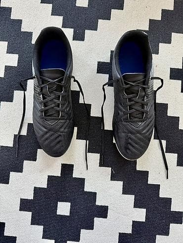 Sport i razonoda: Kipsta kopačke za fudbal, malo korišćene, broj 42 - Model: Kipsta — 2