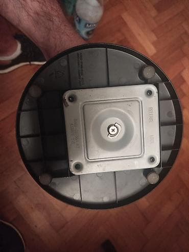polovni ajfon 8: Stalak postolje za monitor.Dva postolja za neke manje monitore — 8