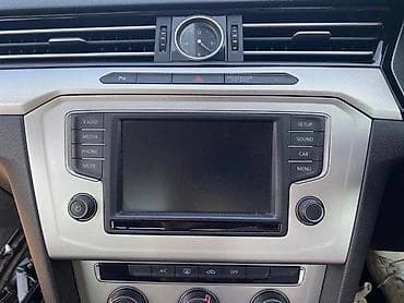 muzilice za krave: BLENDA ZA VOLKSWAGEN PASSAT B8 | Blenda radia za Passat B8 — 1