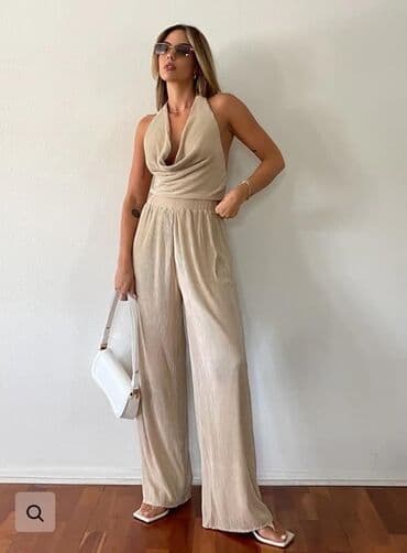 prodaja zenskih kompleta: Komplet: 3000 dinara — 1