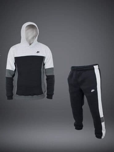 exit trenerke: TOP PONUDA Veličina S M L XL XXL Cena 5300 dinara Moguca zamena — 3