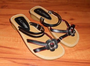 h m haljinice za devojcice: Fashion slippers, Size - 28 — 1