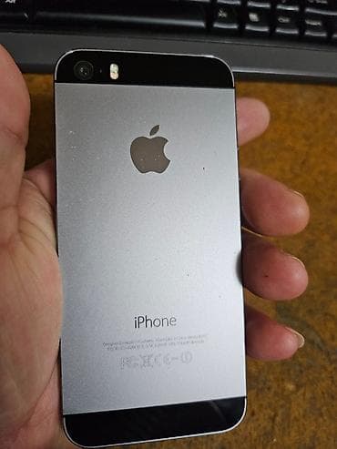 xbox one s srbija: Apple iPhone 5S- 4.0"telefon je ocuvan kao nov baterija drzi jako — 9