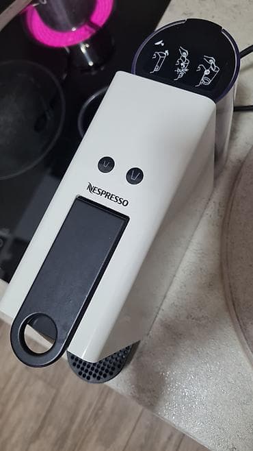 Video igre i konzole: Nespresso aparat za kafu na kapsule (linija Original) - Kompaktan — 1