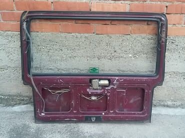 polovne letnje gume 215 55 r16: Vrata gepeka lada 2104 karavan kompletna bordo sa staklom. Očuvana — 6