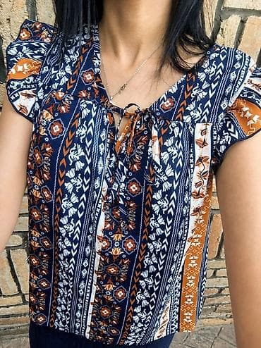 Ženska bluzica SHEIN - Model: kratkih rukava, sa lagano naborenim