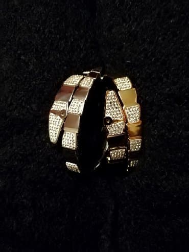 Ekskliziv
 swarovski
 pozlata
5 puta skuplja u prodavnici