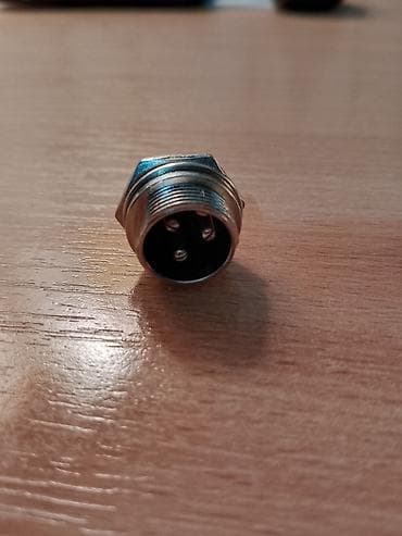 stari uredjaji: GX16-3 3Pin avionski plastični konektor M16 Ovaj konektor je namenjen — 3
