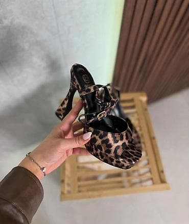 kosuja o: Ženske sandale – više modela - Elegantne sandale sa tankom visokom — 2