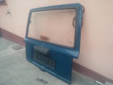 polovne letnje gume 215 55 r16: Vrata gepeka Lada 2104 Karavan kompletna zelena sa staklom. Očuvana — 3
