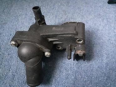 KUĆIŠTE TERMOSTATA ZA FORD FOCUS OD 1999. DO 2004. GOD. | kućište