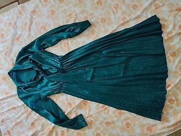 retro haljine beograd: Zelena plisirana haljina Blu Royal – proizvedeno u Italiji vel 36 - — 1