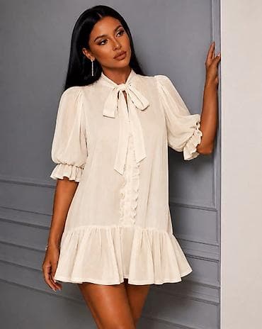 puslice cena: 06. Najlepša kolekcija Prelepe haljinice S/M M/L Cena : 3.700 dinara — 3