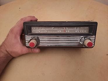 Stari,retro radio za kola/auto - vintage
Nepoznato stanje