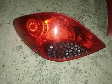 nnes auto kovin: LEVA STOP LAMPA ZA PEUGEOT 207 | — 1