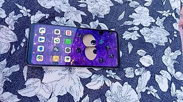 telefoni sa dve kartice: Xiaomi Redmi pametni telefon – bela boja - Ekran: veliki „punch‑hole“ — 3
