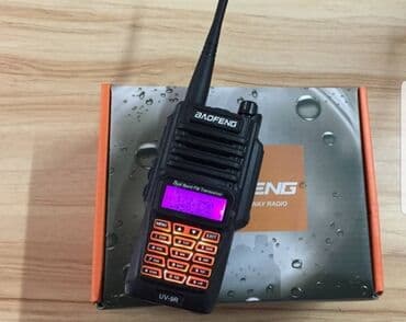 modeli automobila igracke: Vodootporna radio stanica toki voki marke baofeng uv-9r 10w baofeng — 2