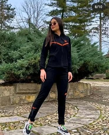 Sweatsuit Sets: Mokra likra
m, l, xl, 2xl
3200 din 
🟢 — 1