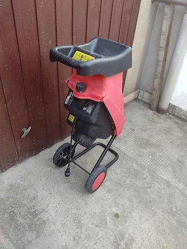 Merni alati i instrumenti: Sečka za grane 2400 W - model MATRIX GS 2400-40 Snaga 2400 W max — 3