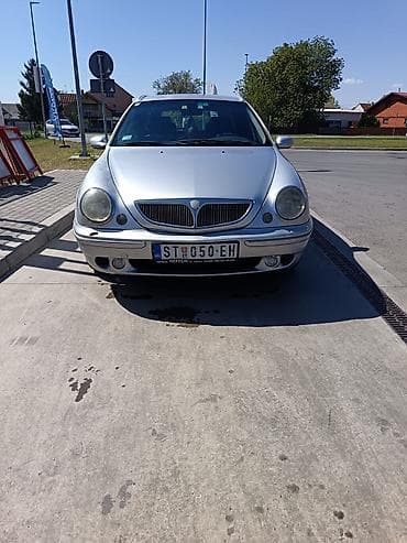 az auto batajnica: Lancia Lybra karavan 2000to – srebrna, 5 vrata - Motor: 1,9 jtd (na — 8