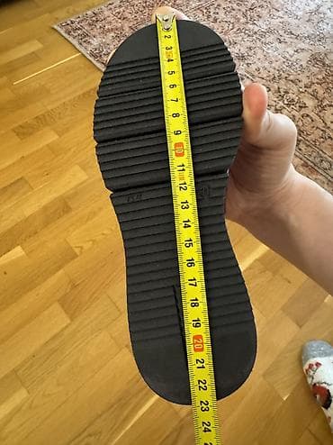 zenske kozne cipele: Lakovane mokasine u bordo boji sa resama - Model: mokasine sa — 4