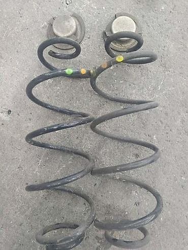 ZADNJE OPRUGE ZA CITROEN C4 GRAND SPACETOURER, C4 PICASSO OD 2013. DO at lalafo.rs ZADNJE OPRUGE ZA CITROEN C4 GRAND SPACETOURER, C4 PICASSO OD 2013. DO