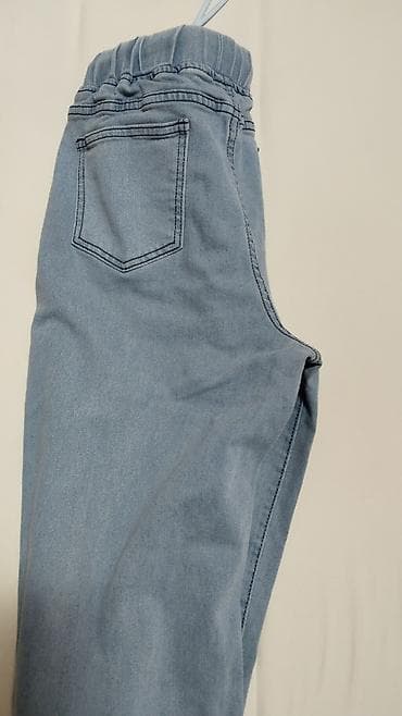 jeftine pantalone: Laganije muške/ženske pantalone od svetlog denima (jogger stil) - — 2