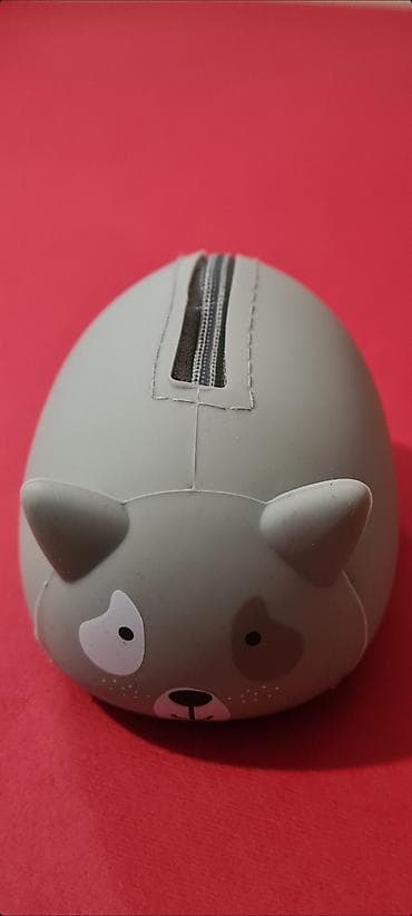 Novčanici: ☆ Silikonski mini novčanik za novčiće ili sitnice brenda Miquelrius — 7