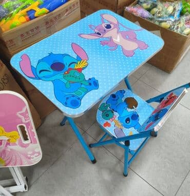 Ostali dečiji nameštaj: Dečiji sto stich
4200 din