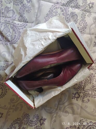 oksfordice sa platformom: Pumps, Comfort by Elly Shoes, 39 — 6