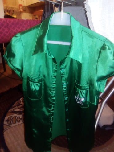 crna svilena kosulja: Kosuljica velicine s svilena — 1