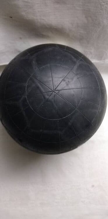 mini fudbal igracka: Unutrasnja guma za fudbal br.5 polovna ispravna — 2
